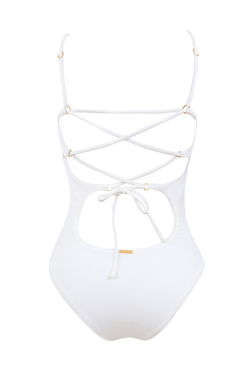Mia One Piece